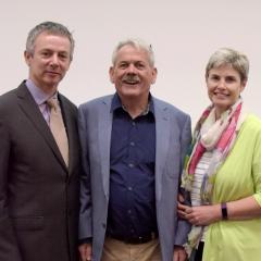 Jurgen Gotz, with John and Glenys Quinn