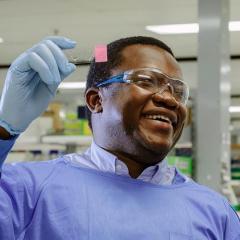 QBI Researcher in the lab