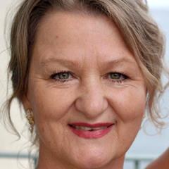 After caring for her mother with dementia, Hazel Hawke's daughter has become an activist for improving the lives of affected individuals.
