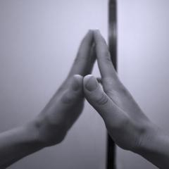 A condition in which people involuntarily mirror limb movements has been linked to a common developmental disorder.