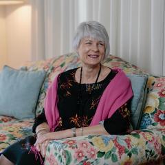 While there is currently no cure for dementia, promising research at QBI’s Clem Jones Centre for Ageing Dementia Research (CJCADR) is using non-invasive ultrasound to remove the hallmark plaques of Alzheimer’s disease, and restore cognitive function in mice models. 
